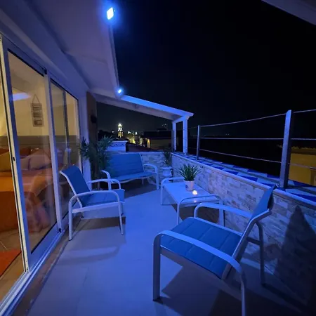 Residencia Bavaria, Espaco Inteiro No Centro De