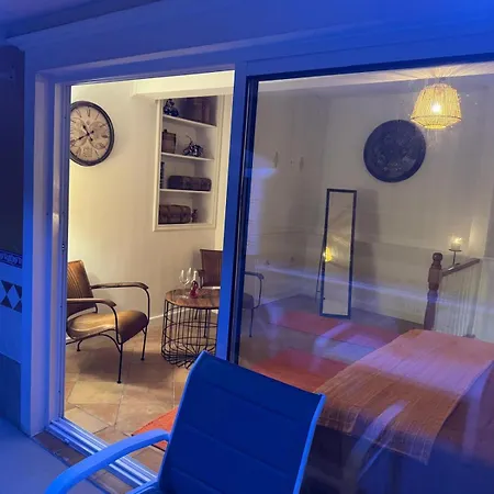 Residencia Bavaria, Espaco Inteiro No Centro De *