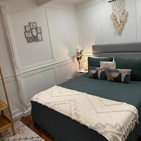 Residencia Bavaria, Espaco Inteiro No Centro De Appartamento Ponta Delgada