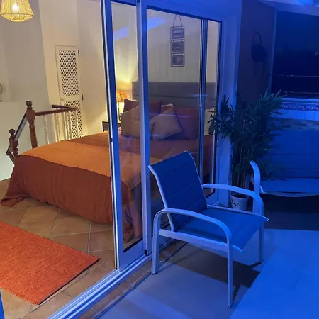 Residencia Bavaria, Espaco Inteiro No Centro De