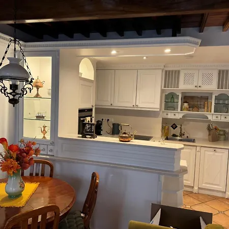 Appartement Residência Bavaria, Espaço Inteiro No Centro De Ponta Delgada