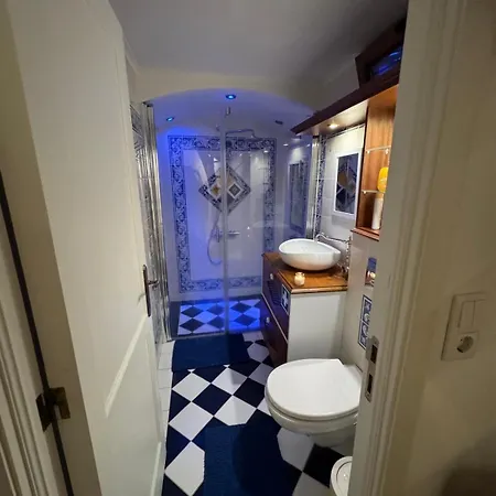 Residência Bavaria, Espaço Inteiro No Centro De Appartement Ponta Delgada