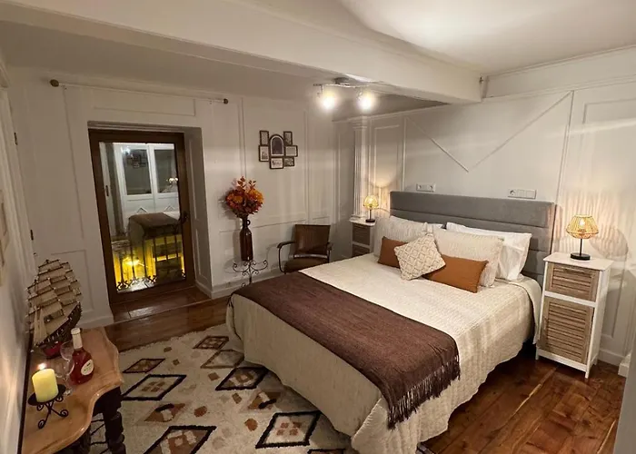 Residencia Bavaria, Espaco Inteiro No Centro De Διαμέρισμα Πόντα Ντελγκάντα