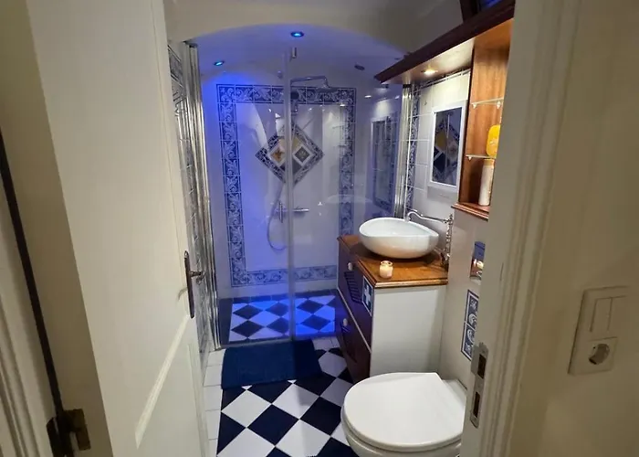 Residencia Bavaria, Espaco Inteiro No Centro De Διαμέρισμα Πόντα Ντελγκάντα