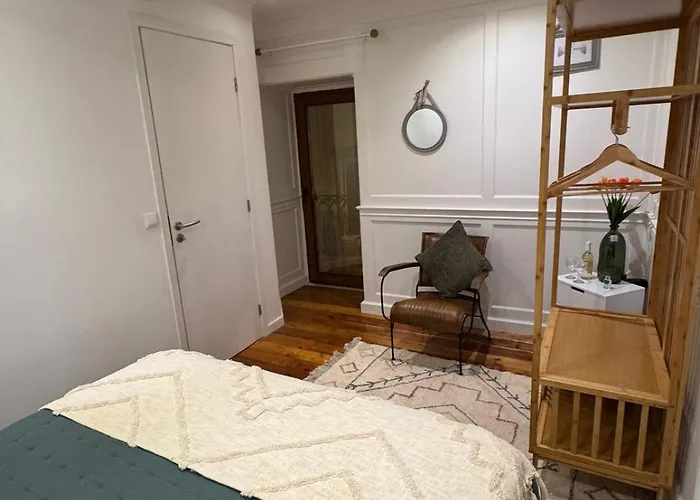 Residencia Bavaria, Espaco Inteiro No Centro De * Πόντα Ντελγκάντα